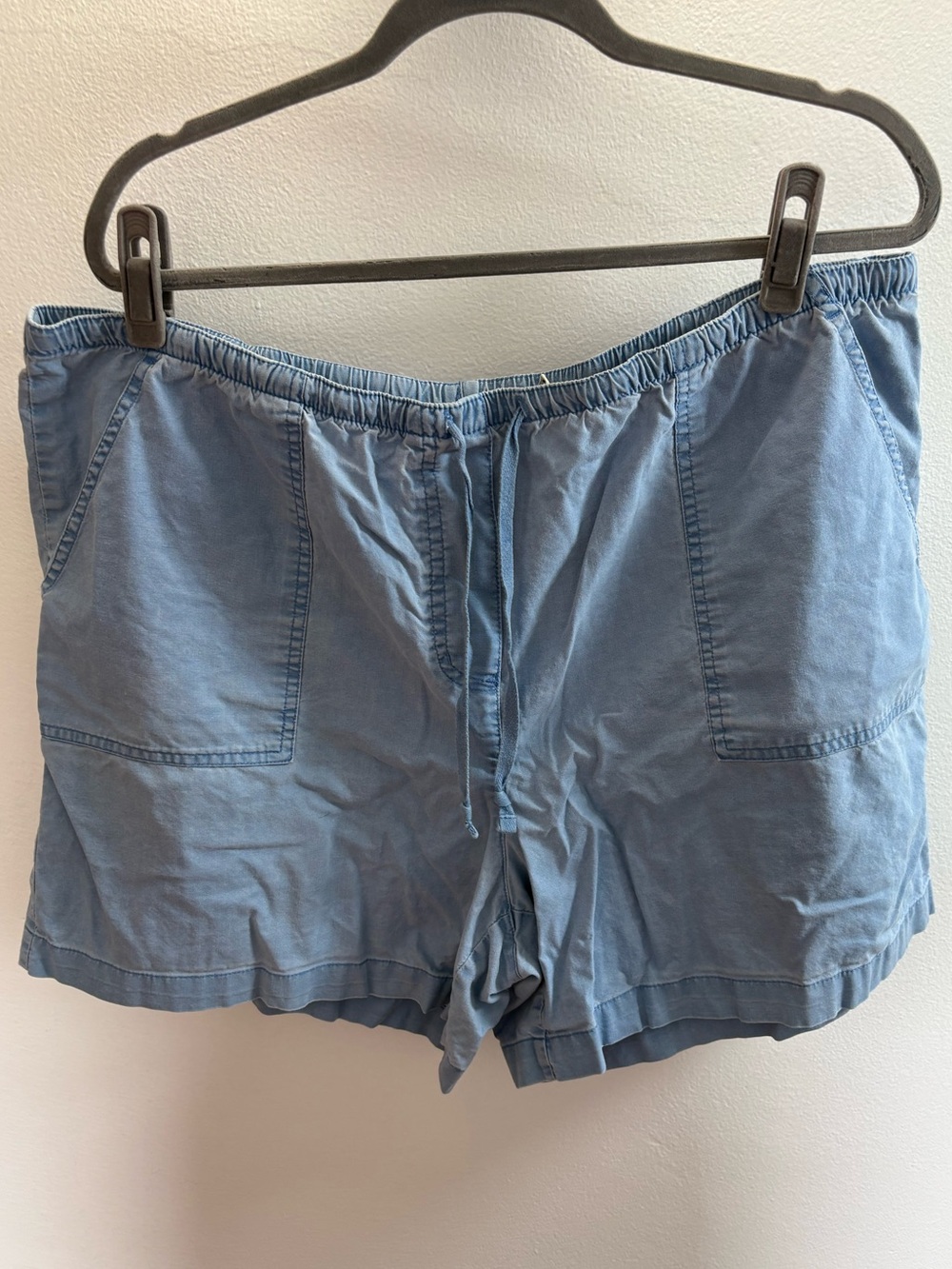 L.L. Bean Lakewashed Denim Drawstring Shorts XL